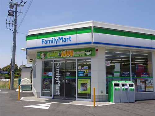 ファミリーマート