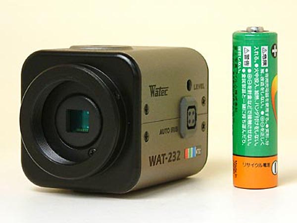 RD-3029WAT-232+2.7-12mmレンズ 高感度・高性能デイナイトカメラWatec