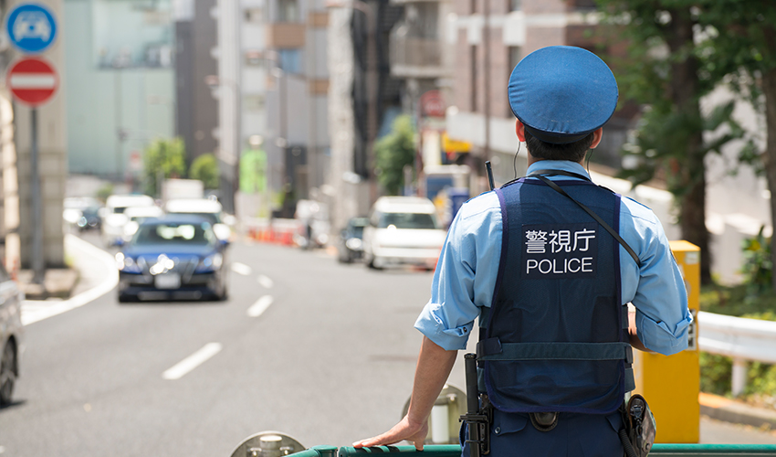 警察、国・地方自治体などによる様々な防犯の取り組み