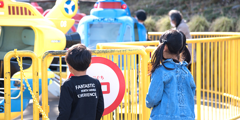 アトラクションの待ち時間の把握、顧客分析データの集計